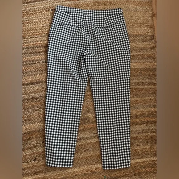 Zara Woman Large Black & White Gingham Cropped Cotton Pants with Ruffle Detail - Picture 6 of 6